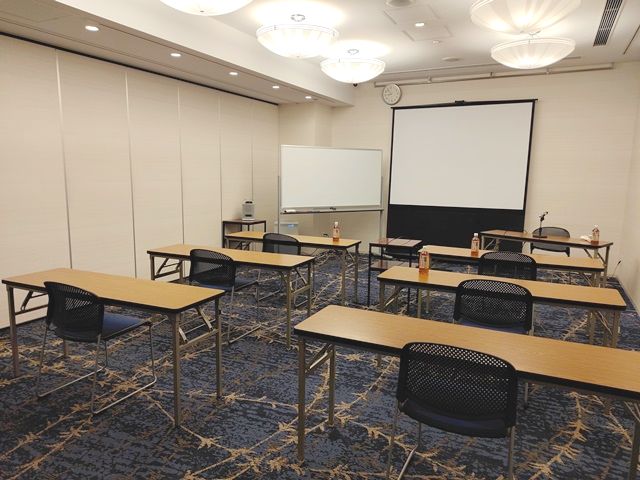 ハートンホテル北梅田で開催されている女性のためのマネーセミナー