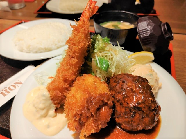 GRILL RON｜阪急三番街にある梅田の洋食名店グリルロン
